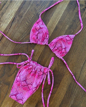 Open image in slideshow, Triangle Bikini Pink Snakeskin Print
